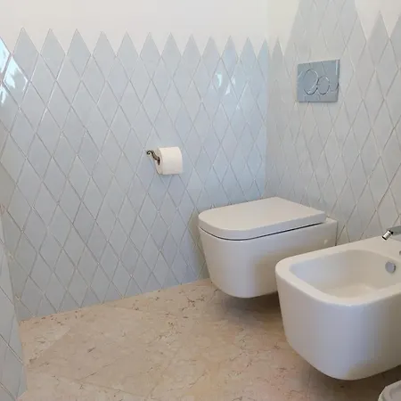 Vittoria 3* Olbia