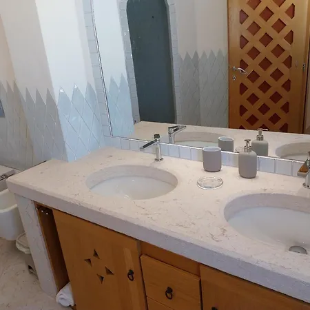 בית הארחה Vittoria אולביה