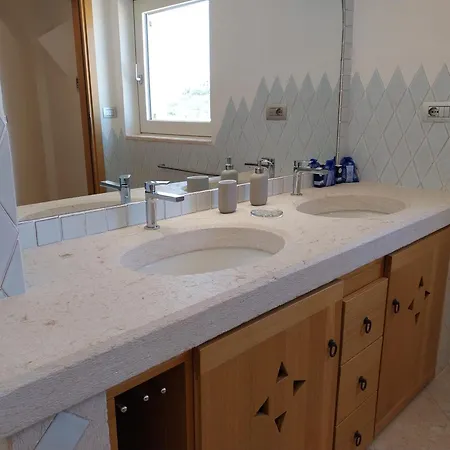 Vittoria בית הארחה אולביה