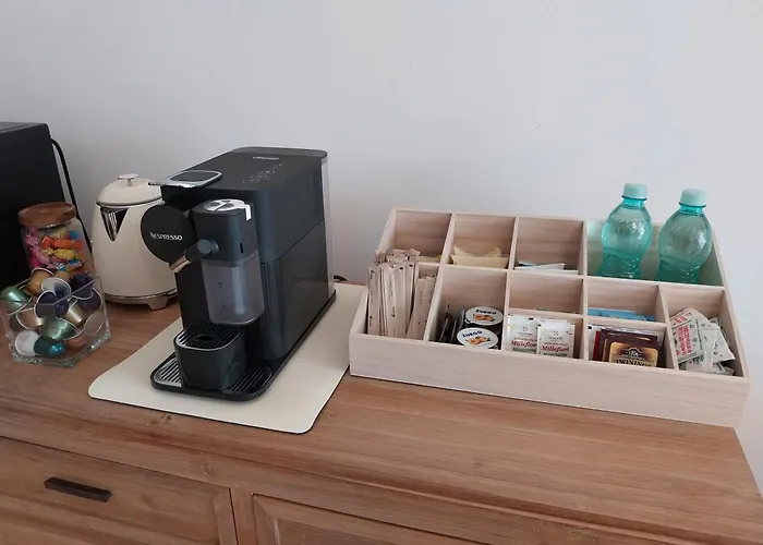 Vittoria ゲストハウス オルビア