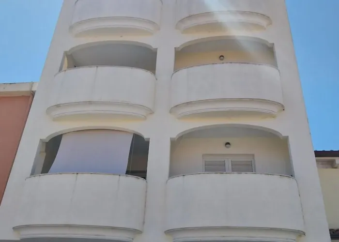 Vittoria בית הארחה אולביה